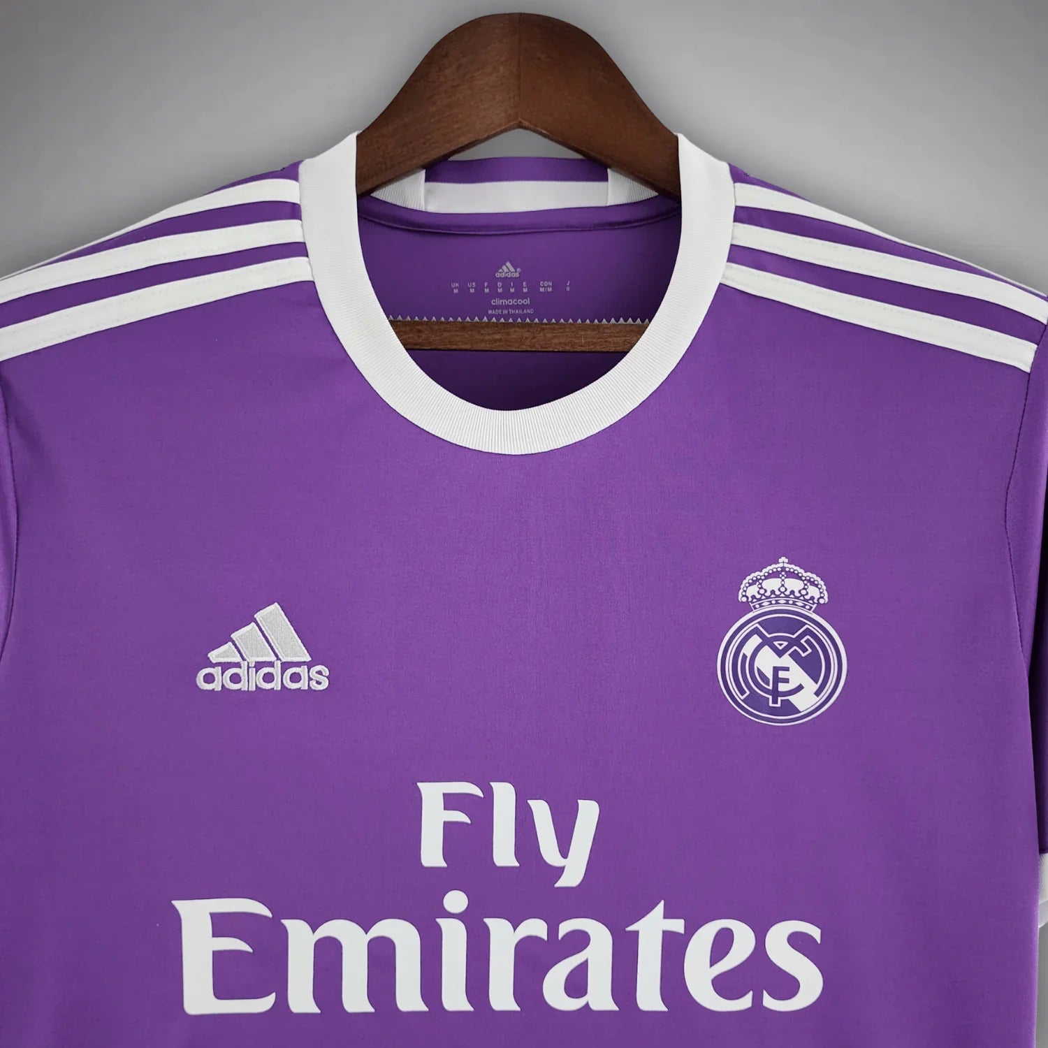 Real Madrid CF - Retro Away Shirt 2016/2017