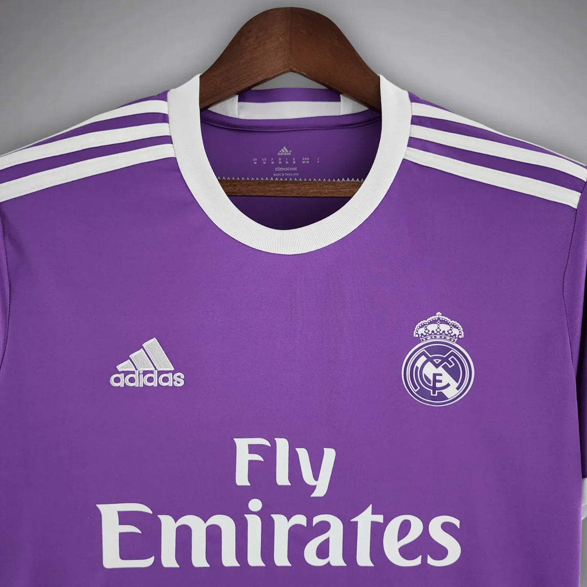 Real Madrid CF - Retro Away Shirt 2016/2017
