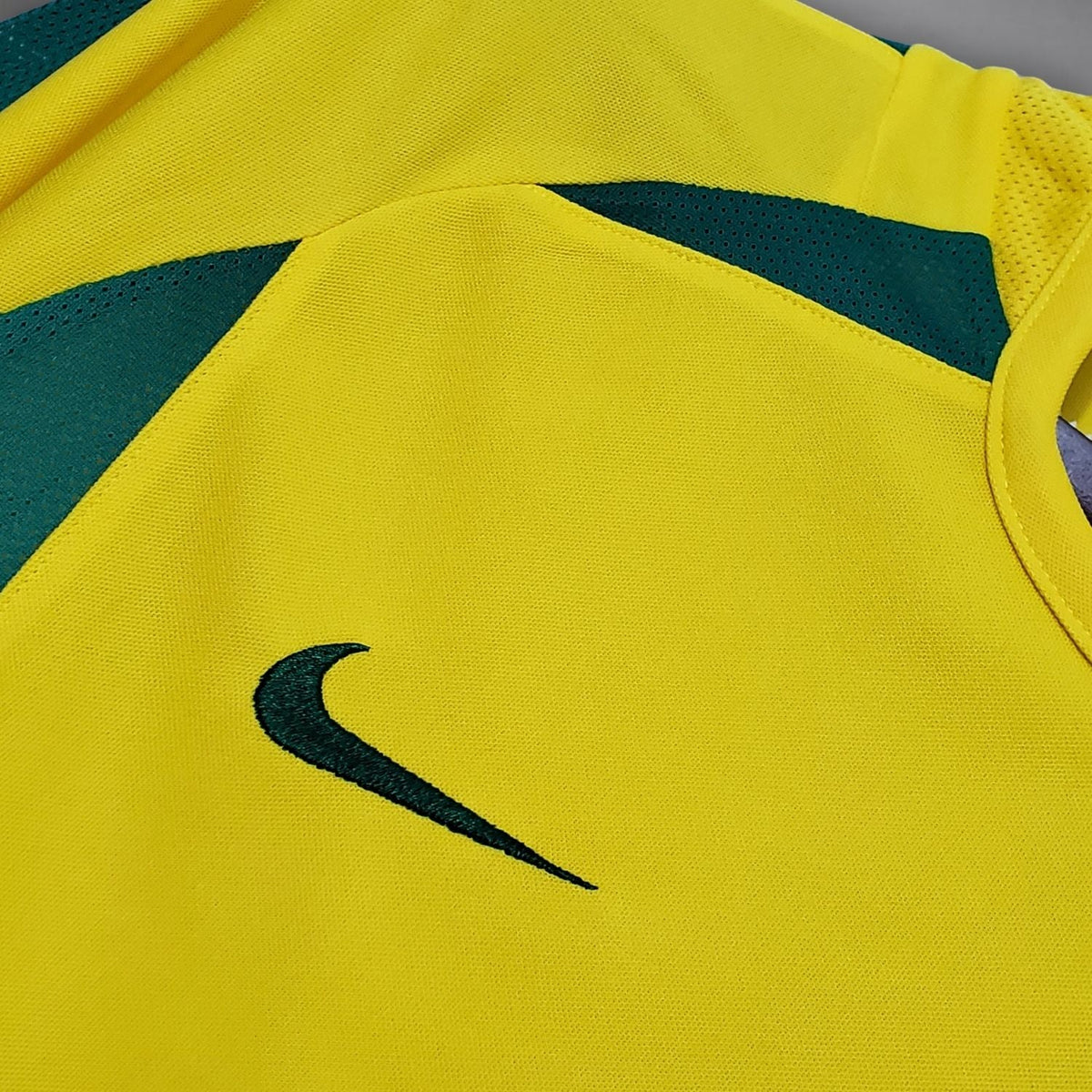Brazil - Retro Home Shirt World Cup 2002