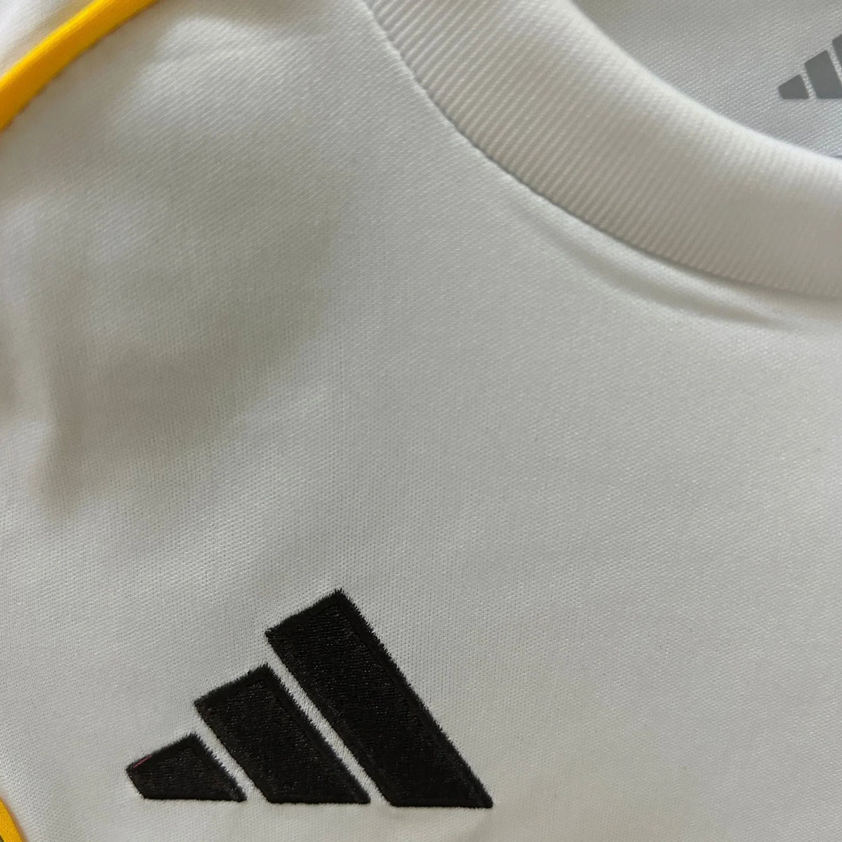Real Madrid FC - Kids Home Kit 25/26