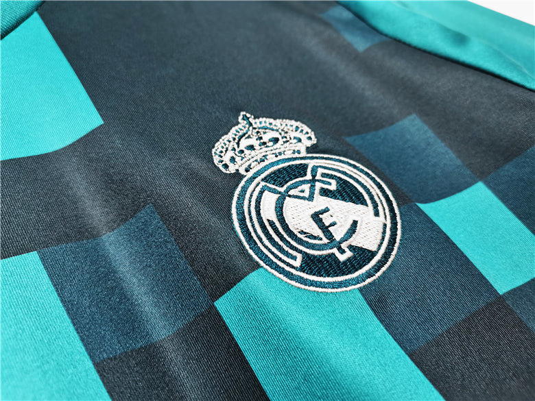 Real Madrid FC - Retro Away Shirt 2017/2018