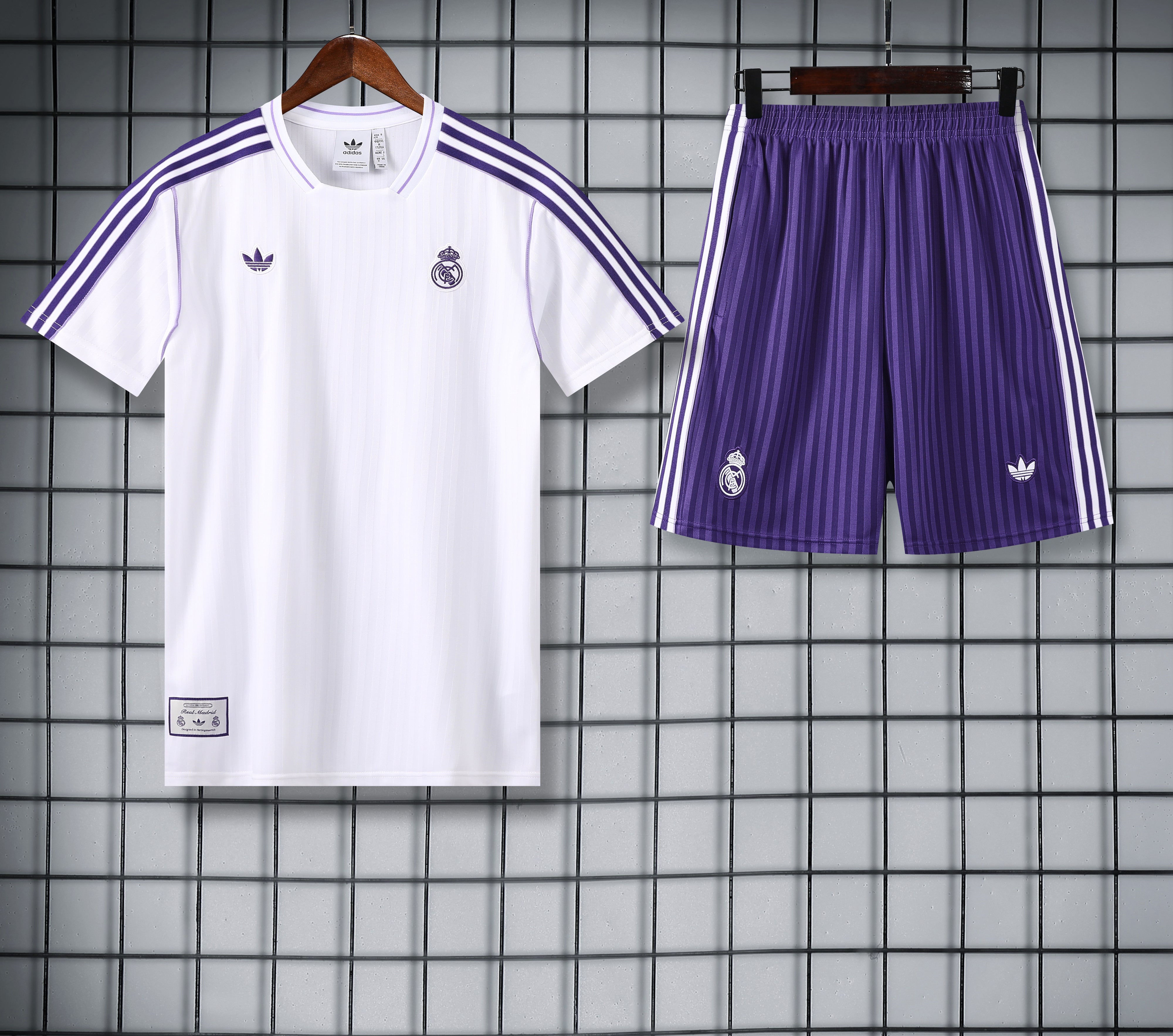 Real Madrid CF - Terrace Icons Training Set White/Purple