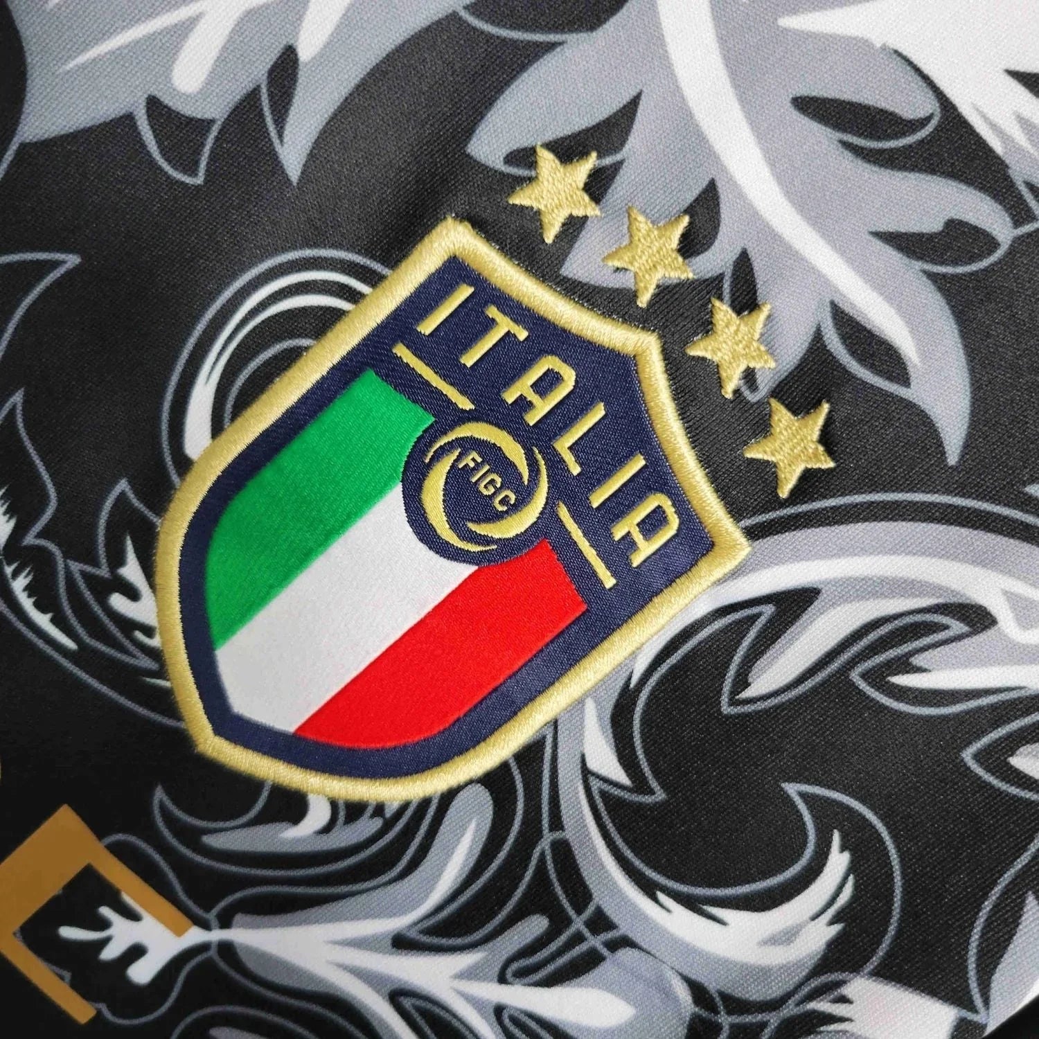 Italy - Limited Concept Versace Black