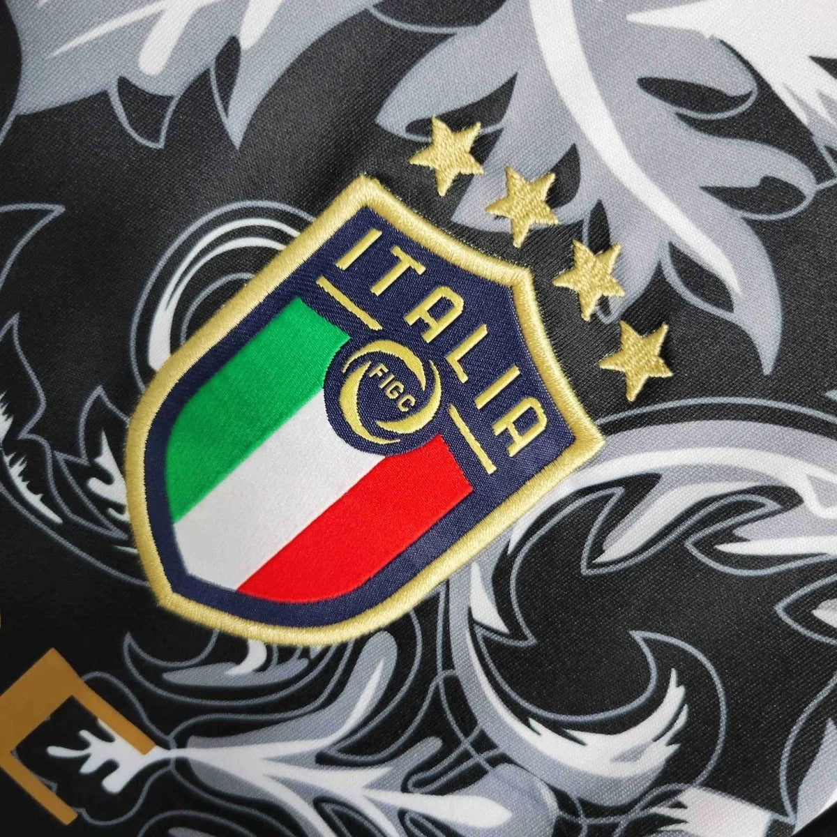 Italy - Limited Concept Versace Black