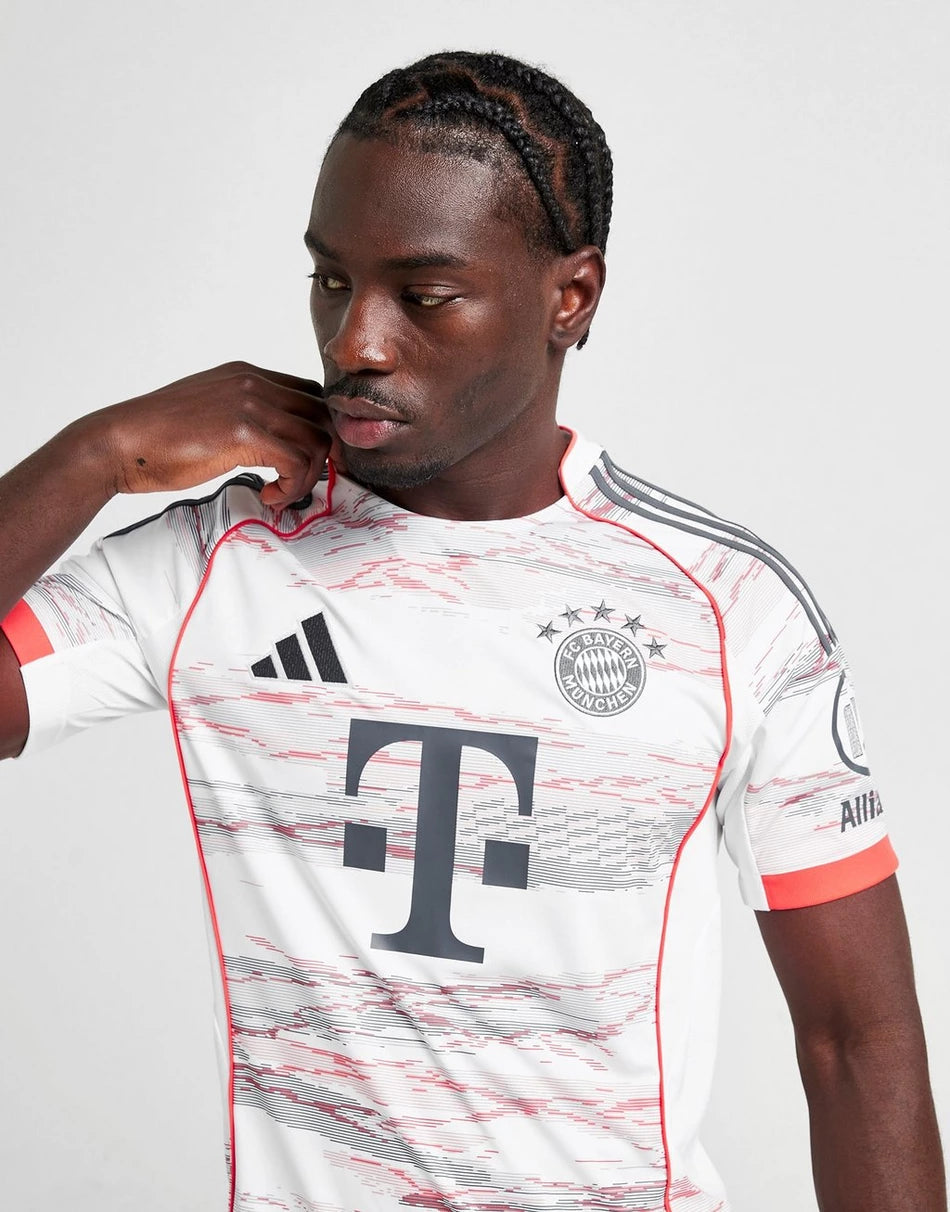 FC Bayern Munich - Away Shirt 25/26